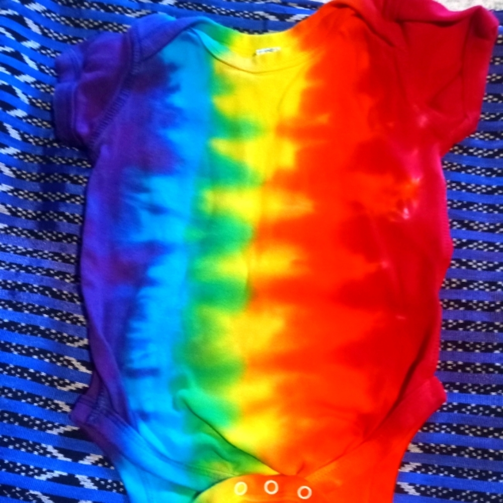 Rabbit Skins Tie Dye Onesie, 12 Months